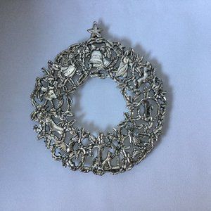 Elegance Silver plated Zinc wreath wall door hanging small Christmas decor vtg